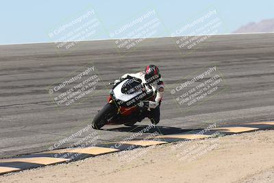 media/Oct-13-2025-Moto Forza (Mon) [[a66d839500]]/3-B Group/Session 2 (Bowl)/